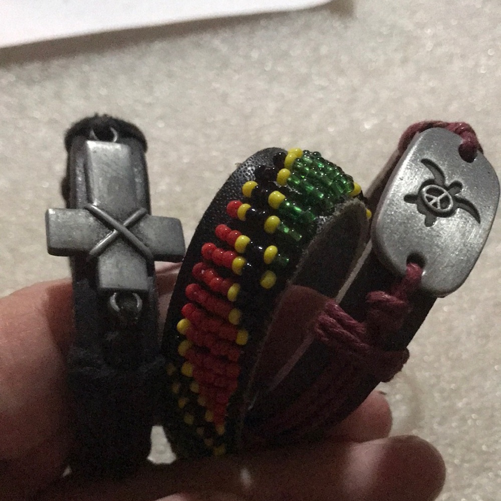 Men's Multi-Strap Beaded and Leather Bracelet Set - Black, Red, Yellow, Green